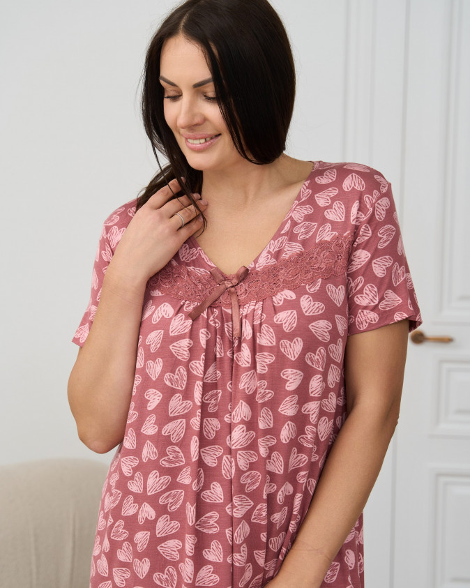 Віскозна сорочка з сердечками - Plus Size