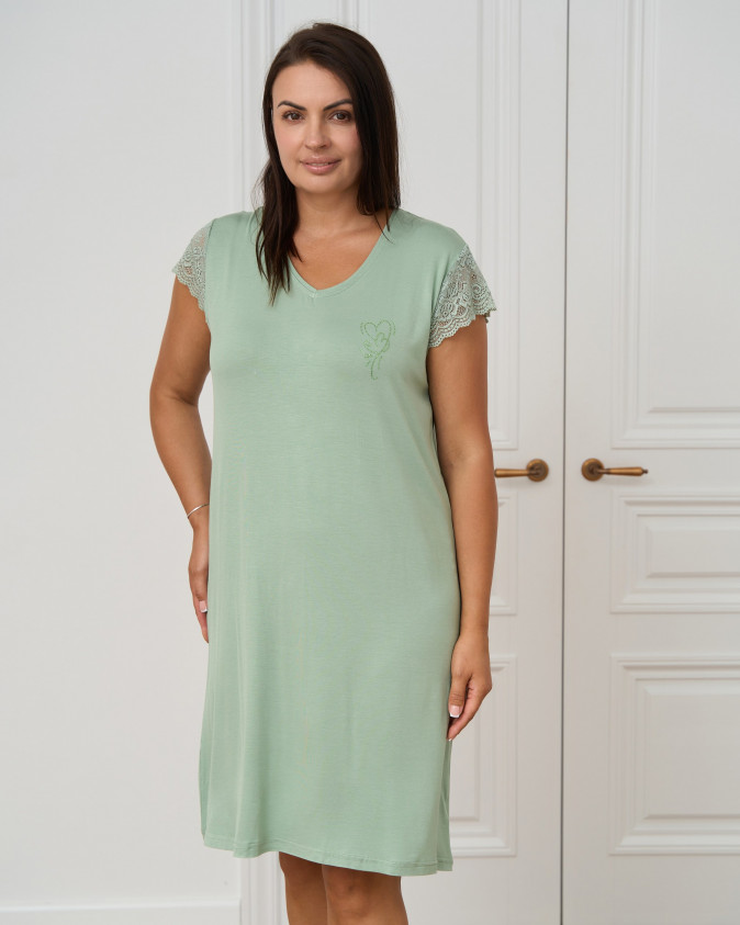 Віскозна сорочка з мереживом на рукавах - Plus Size