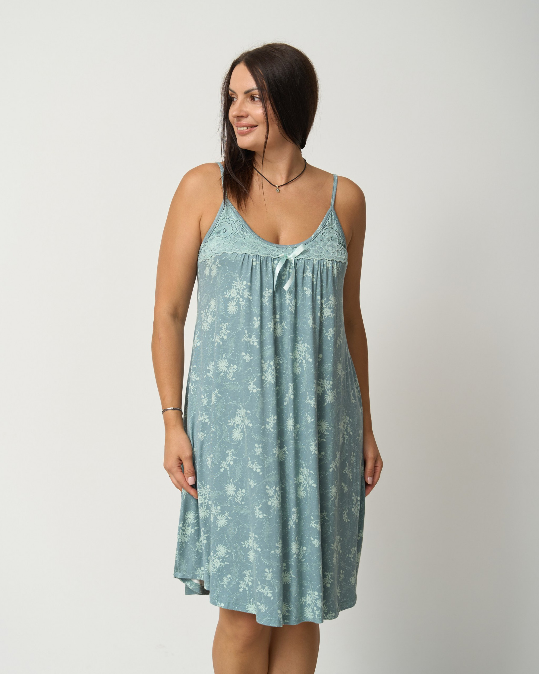 Cорочка на тонкій бретельці у візерунки Plus Size - віскоза