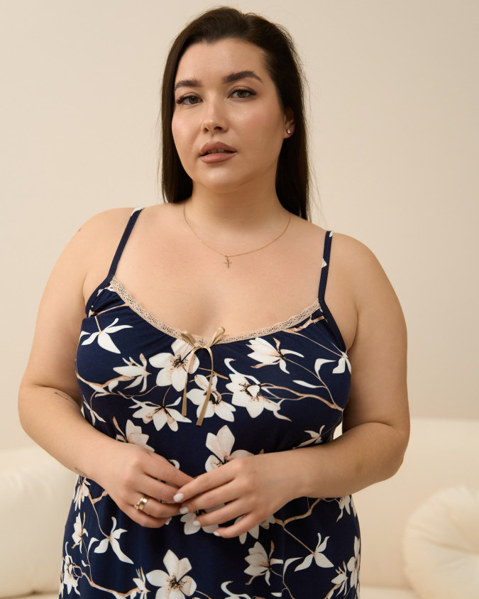 Вискозная сорочка на бретельке Plus Size - Цветы