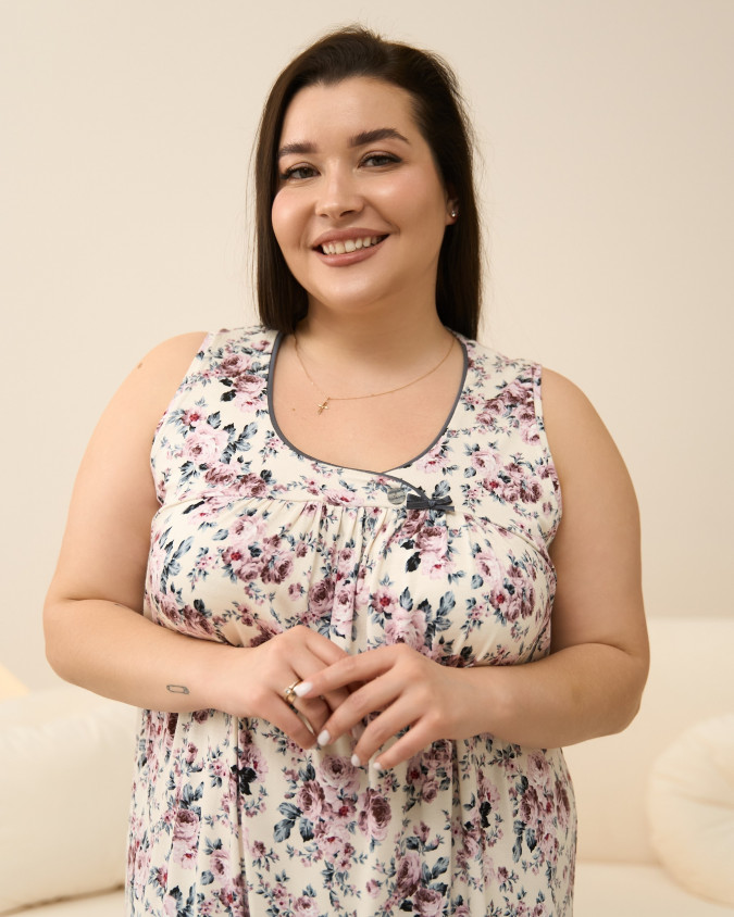Сорочка на широких бретельках Plus Size - квіти - Віскоза
