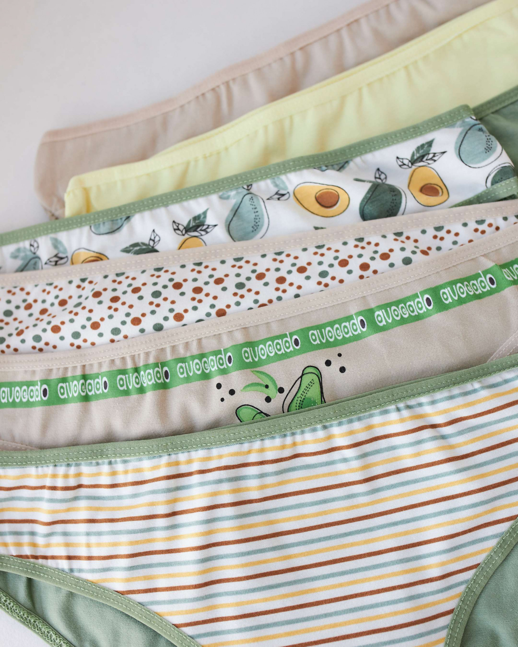 Набір жіночих трусиків тижневок - 7 шт. - 713081