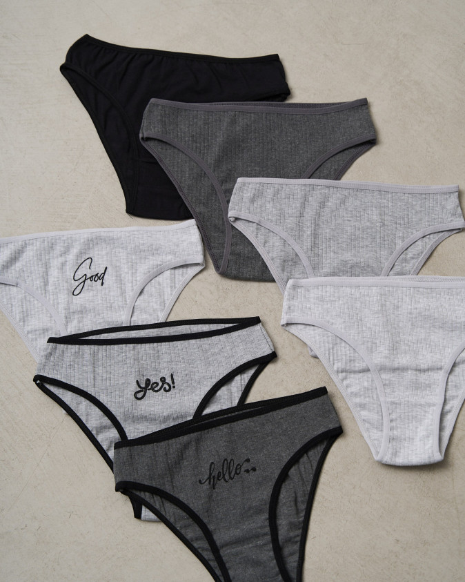 Набор женских трусиков неделек в рубчик- 7 шт. - 713150