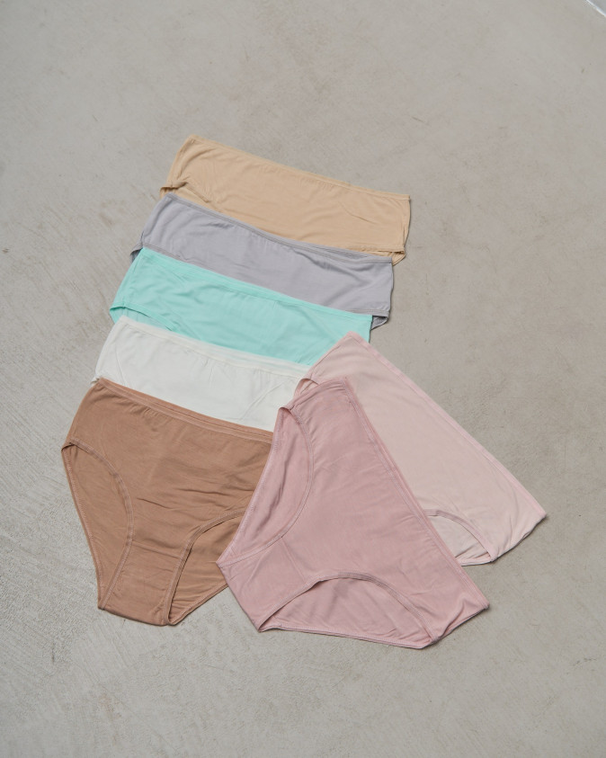 Набір жіночих трусиків тижневок Plus Size Бамбук - 7 шт. - 724144
