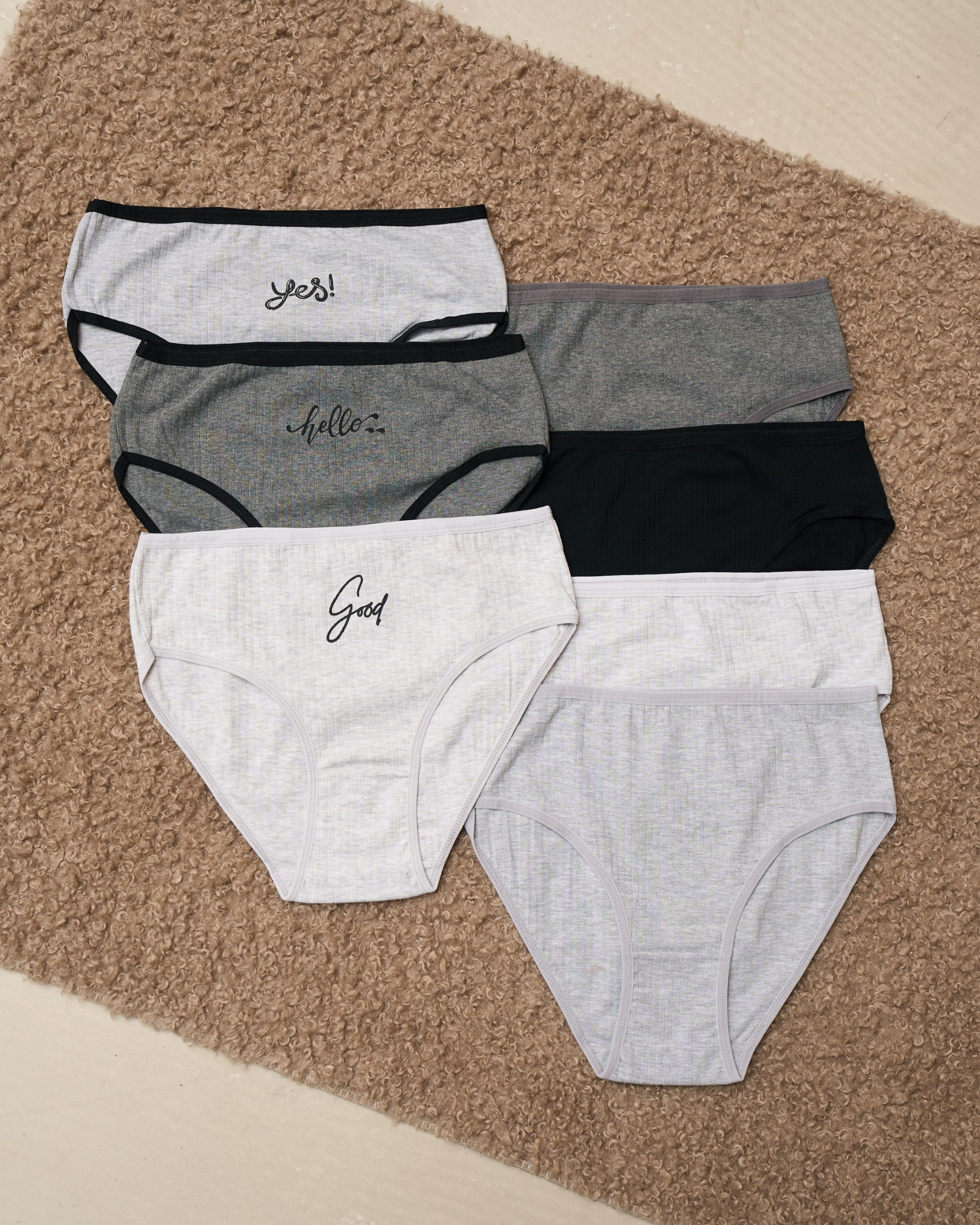 Набор женских трусиков неделек Plus Size в рубчик - 7 шт. - 724150