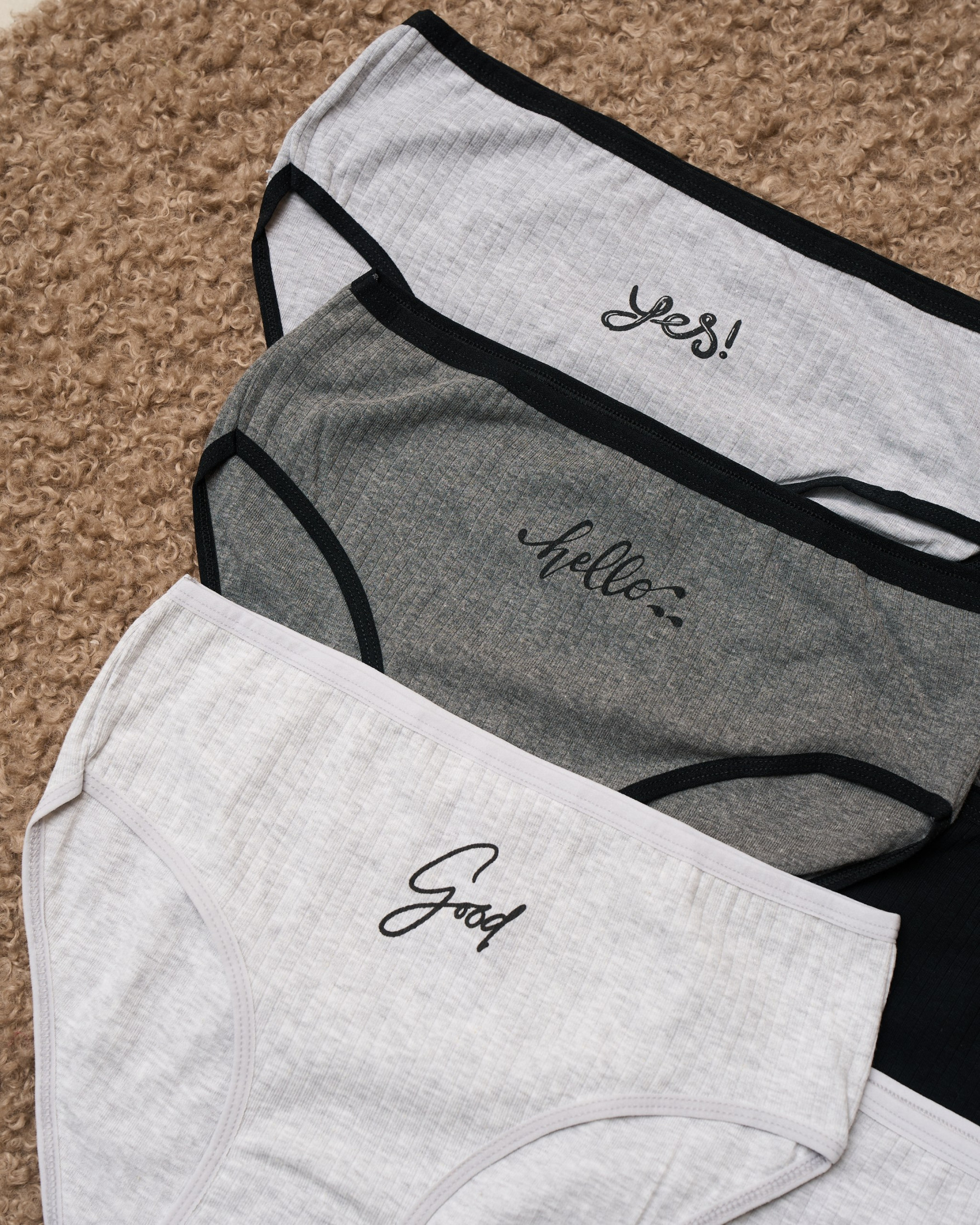 Набор женских трусиков неделек Plus Size в рубчик - 7 шт. - 724150