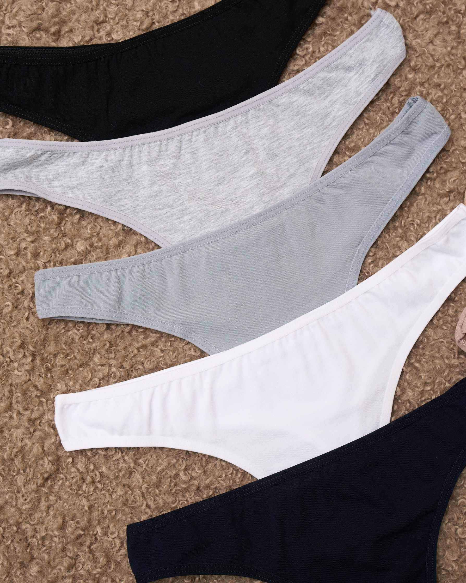 Набор женских стрингов неделек - 7 шт. - 798112