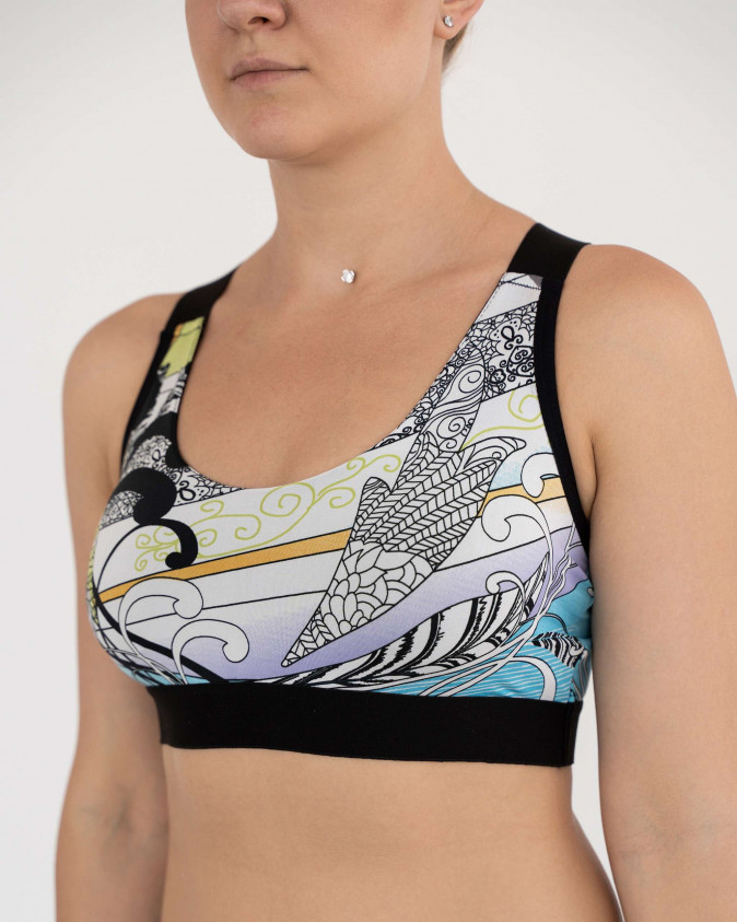 Жіночий спортивний топік з мінімалістичним візерунком