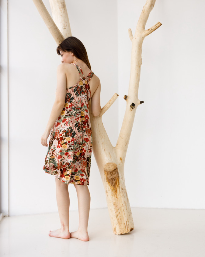 Віскозна сорочка на бретельках - Червоні квіти