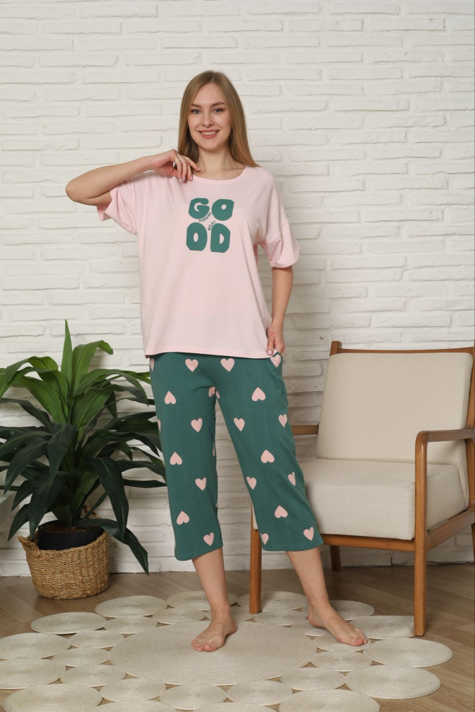 Жіночий комплект з капрі в сердечка - Good