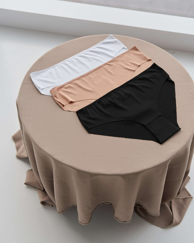 Жіночі трусики Plus Size безшовні базові - Поліестер - від 5 шт.