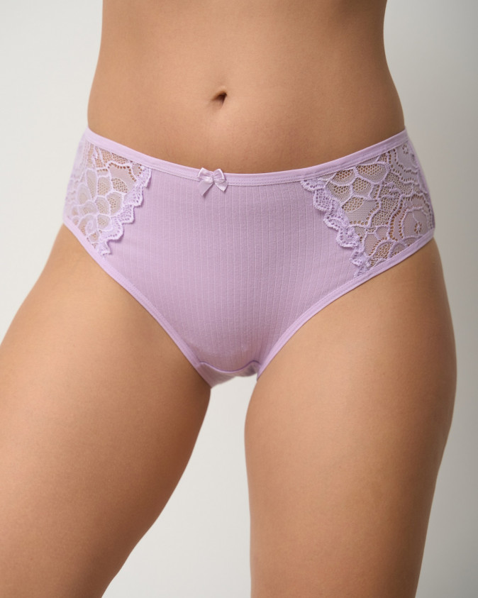 Женские трусики в рубчик с кружевом батал - пастель
