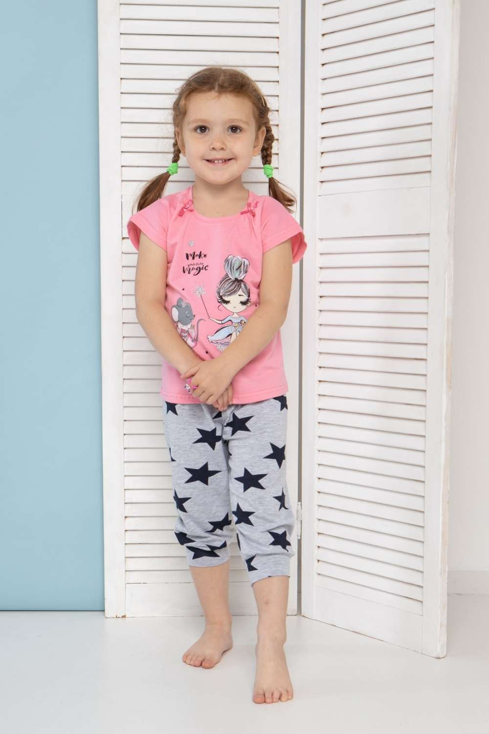 Комплект на дівчинку з феєю - капрі з зірками