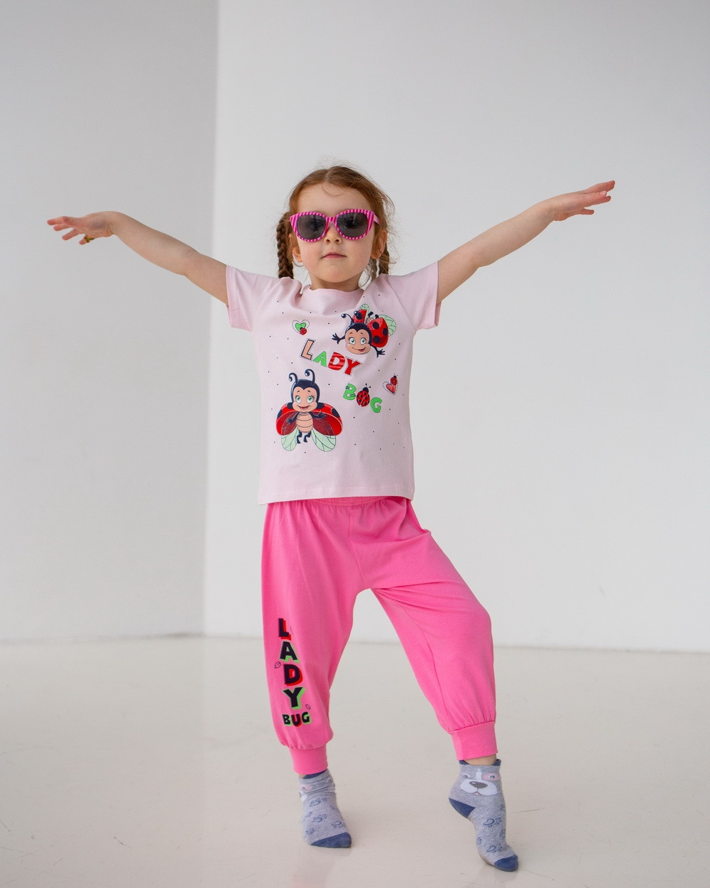 Піжамка з капрі на дівчинку - сонечко