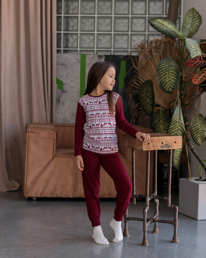 Комплект на девочку со штанами - бордовая с оленями