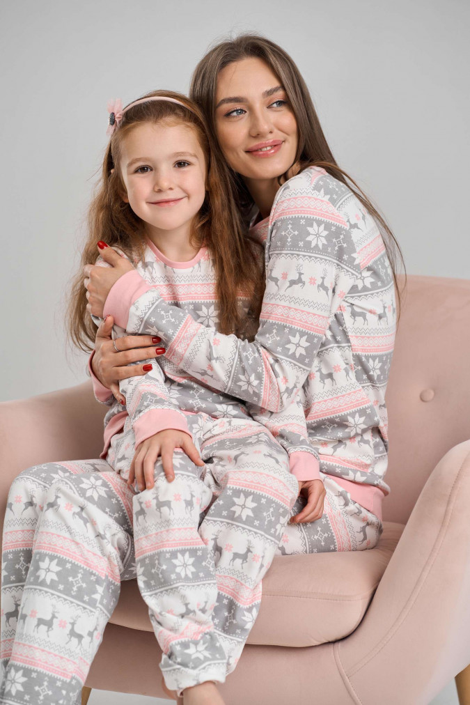 Піжама зі штанами на дівчинку з принтом олені - Інтерлок