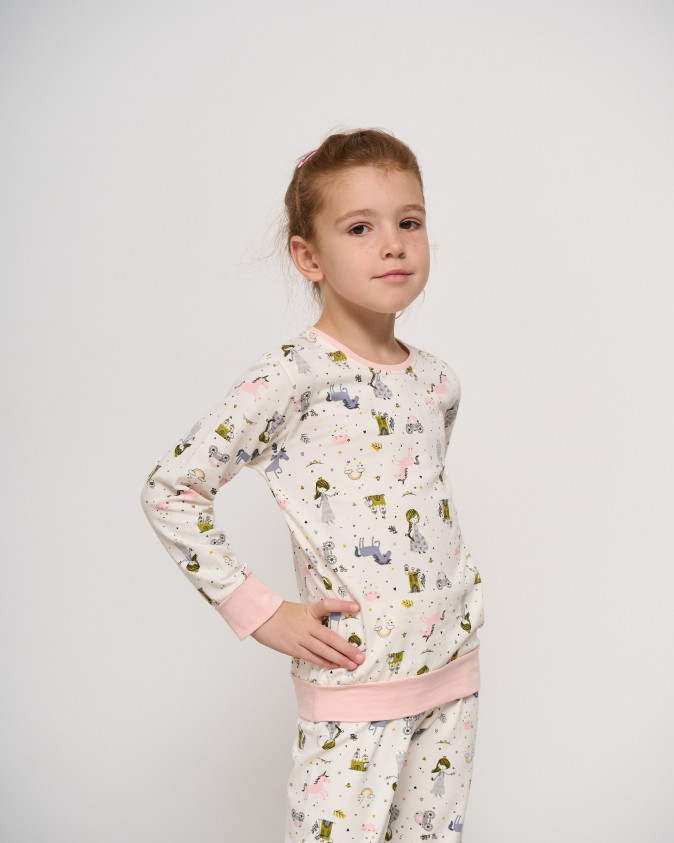 Комплект зі штанами на дівчинку - дрібні малюнки