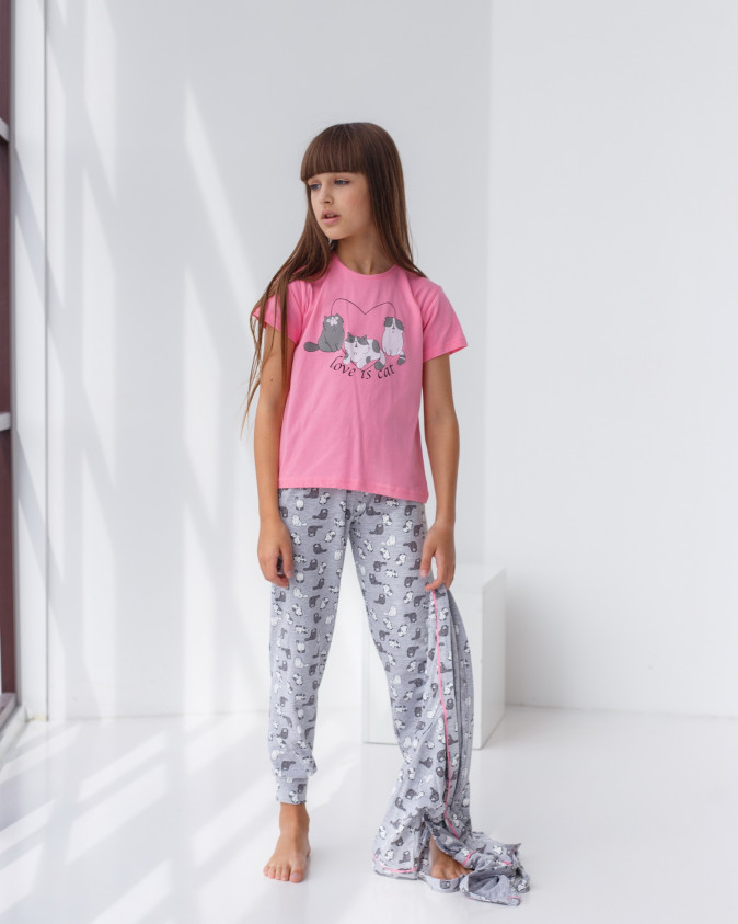 Комплект-трійка з халатом на дівчинку - котики