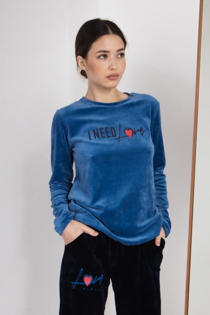 Костюм жіночий велюровий - I need love