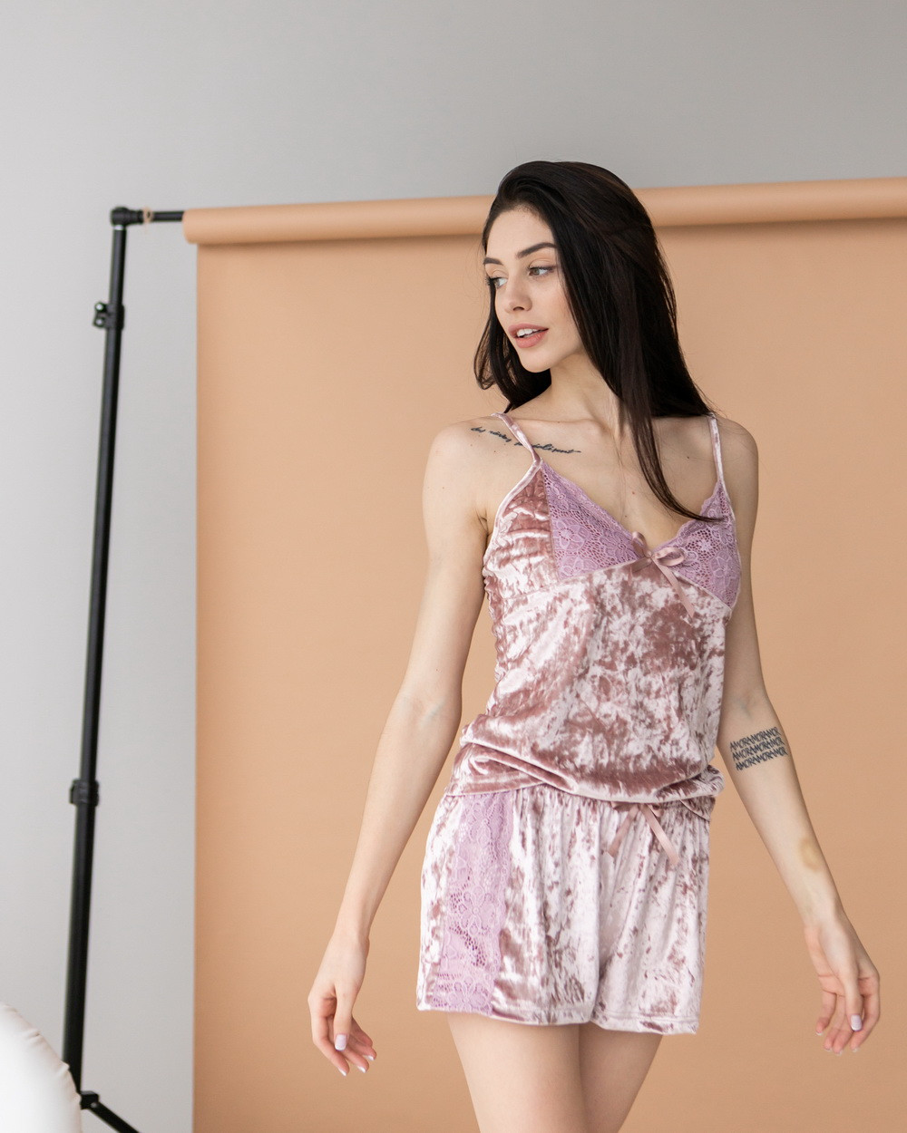 Комплект з шортиками - мармуровий велюр