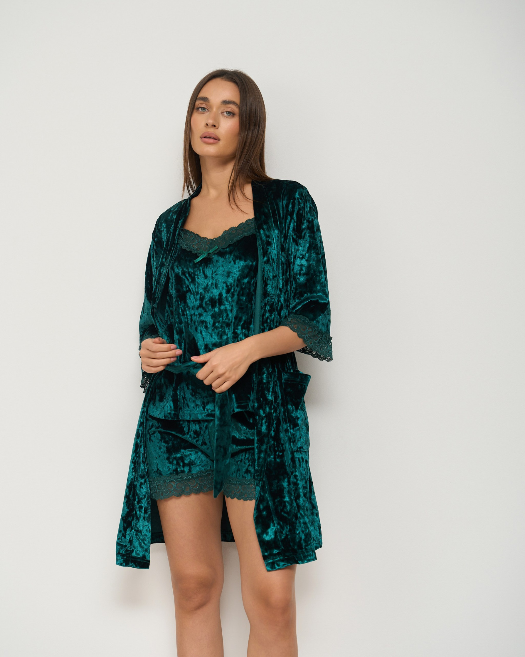 Нежный кружевной комплект-тройка с шортами  - мраморный велюр