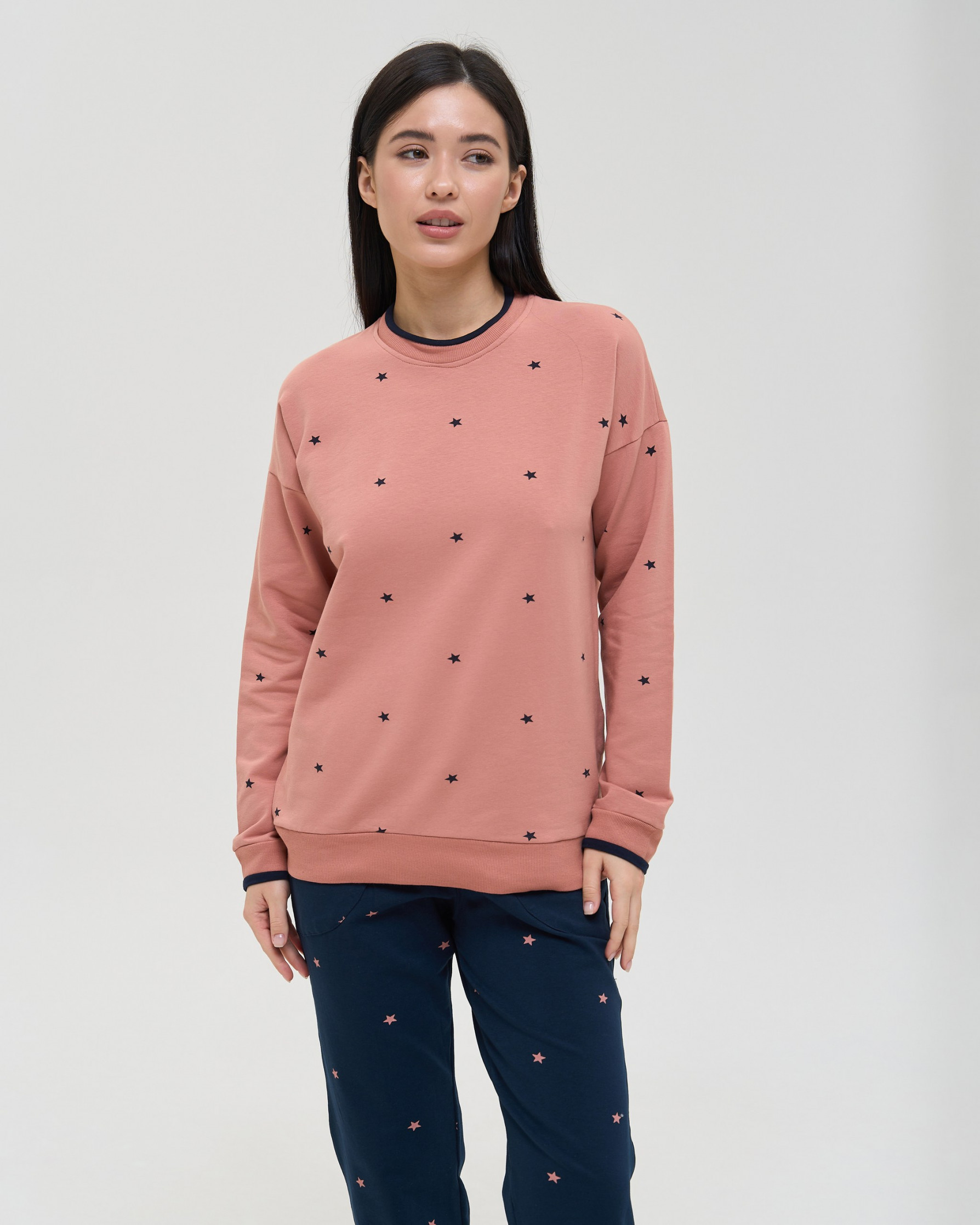 Жіночий костюм зі штанами - дрібні зірочки - Байка