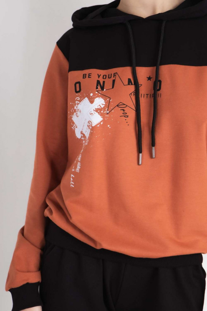 Жіночий костюм зі штанами, кофта з капюшоном