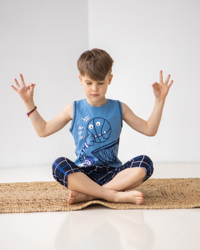 Комплект з шортами на хлопчика - кіт з м'ячем