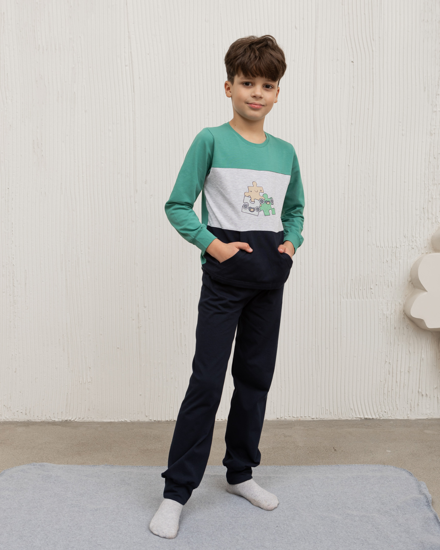 Детский комплект со штанами на мальчика - Пазлы