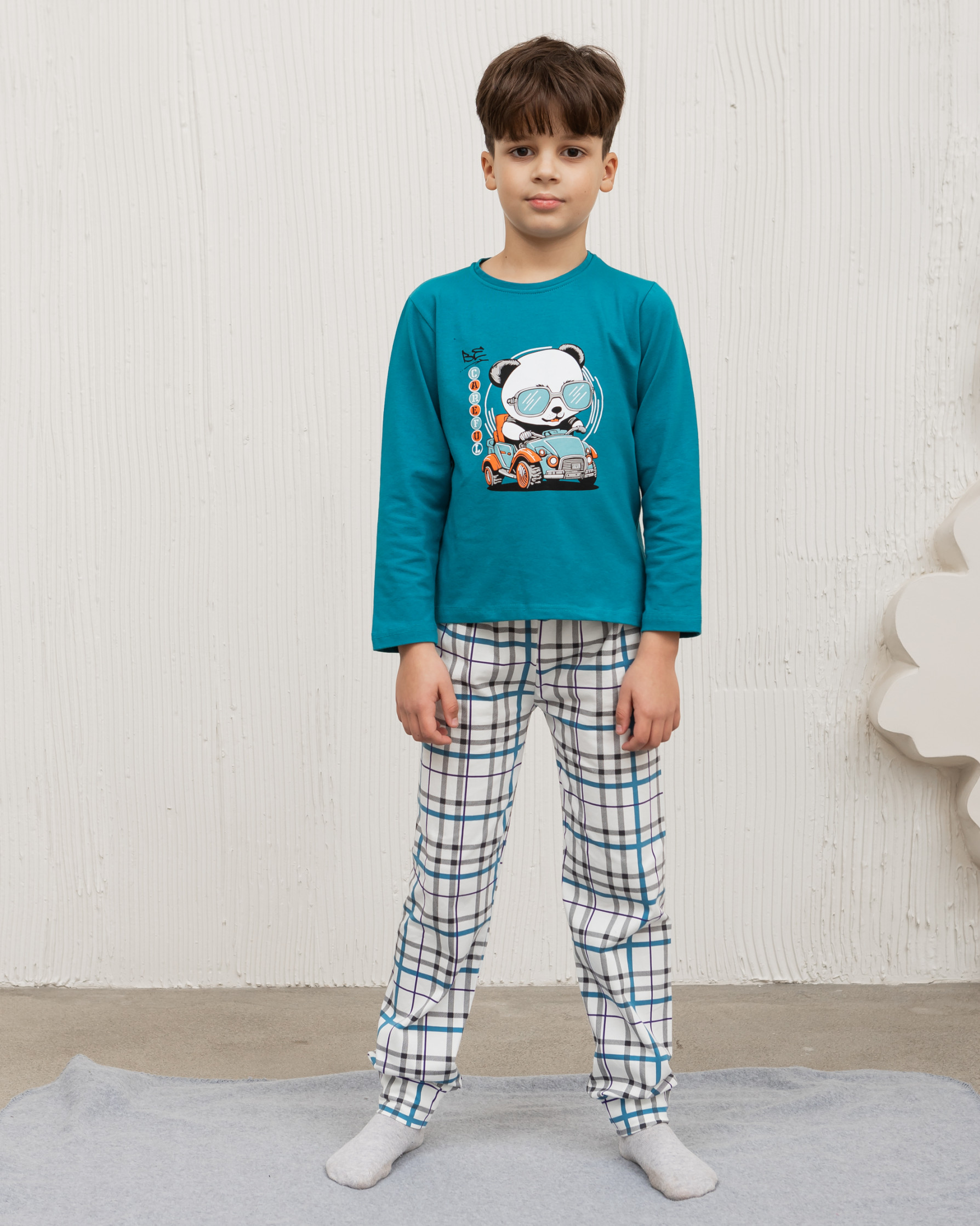 Детская пижама для мальчика со штанами в клетку