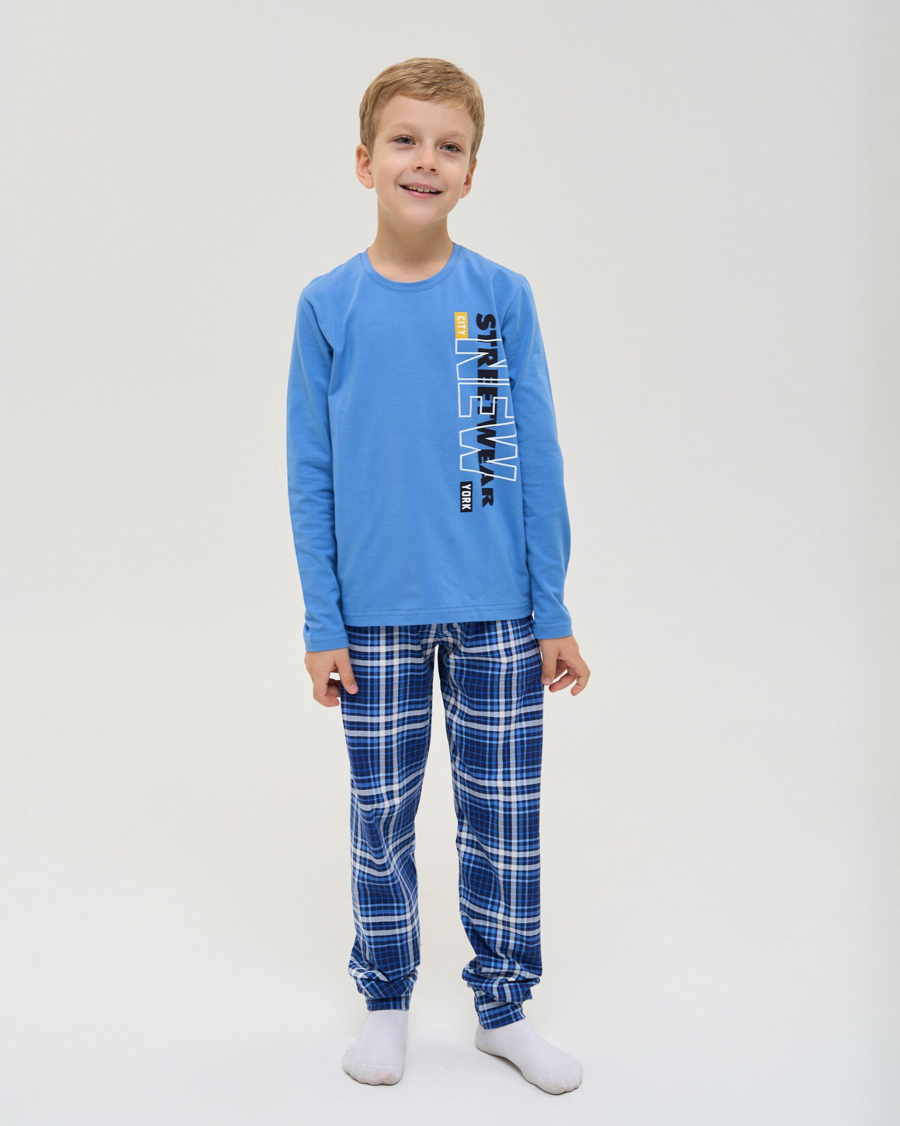 Подростковый комплект на мальчика - клетка на штанах