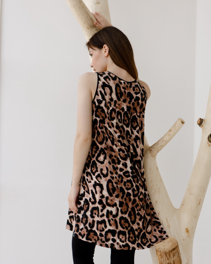 Жіночий комплект з капрі - леопард