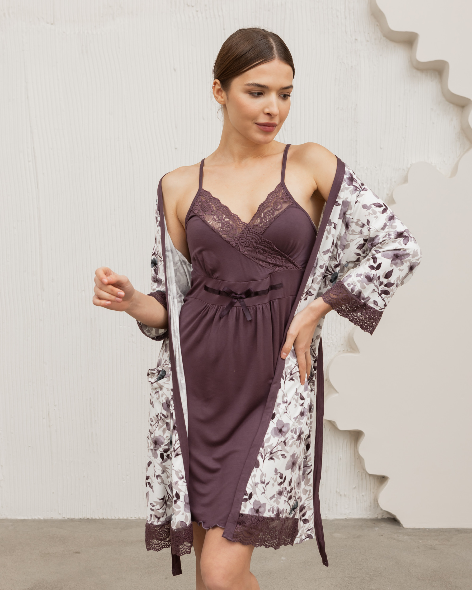 Комплект с халатом, в фиолетовые цветы - Вискоза