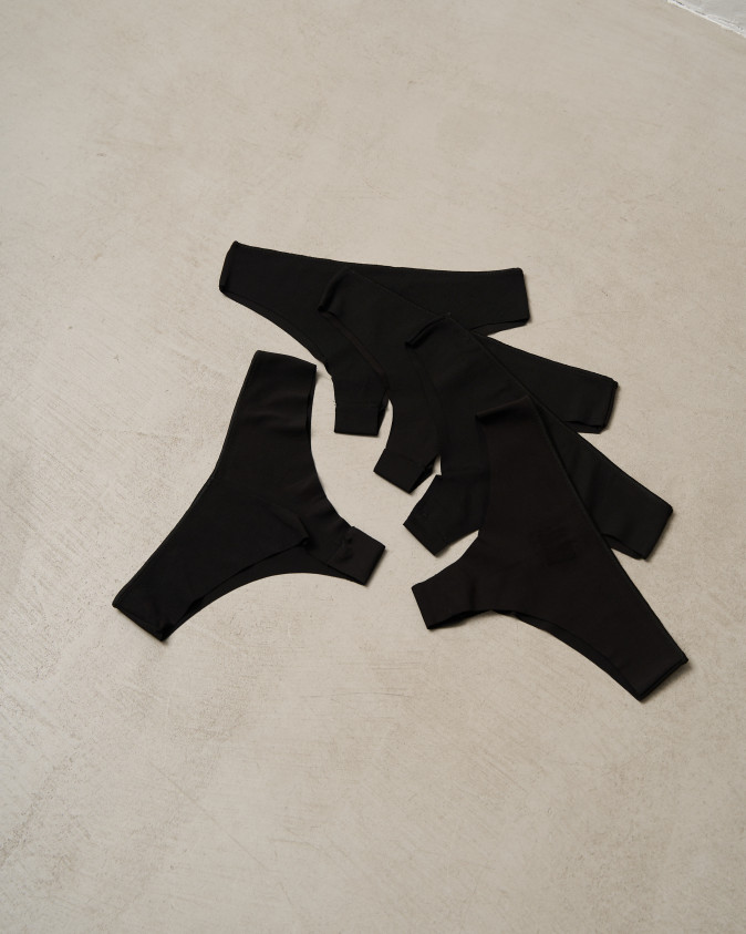 Жіночі трусики-бразильяни чорні поліестер - безшовні, широкий бік