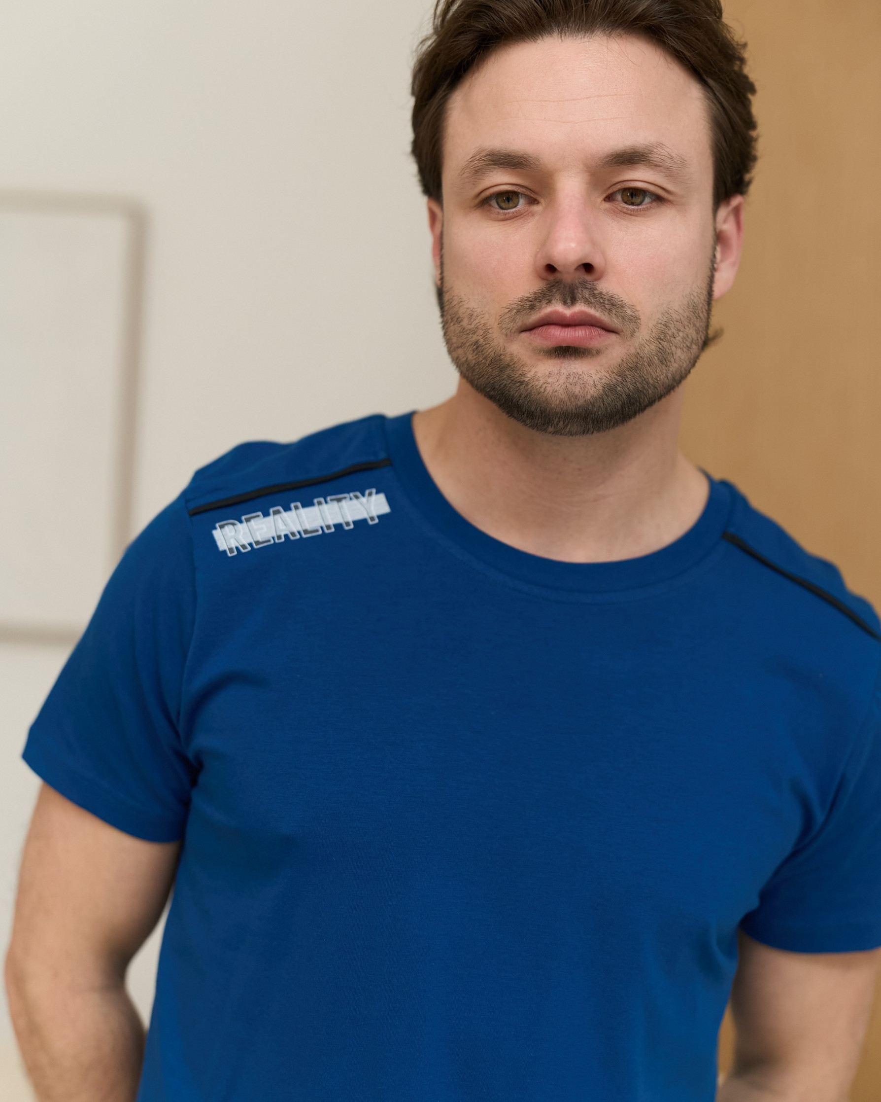 Чоловічий комплект зі штанами та футболкою