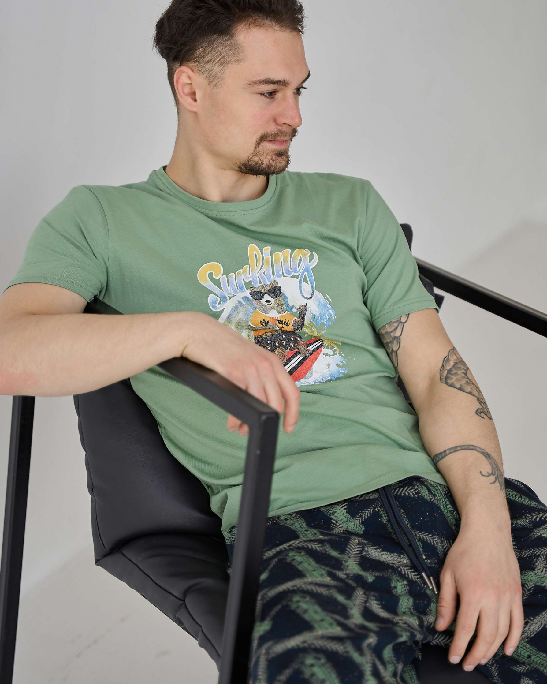 Чоловічий комплект з шортами - ведмедик на дошці - Family look батько/син