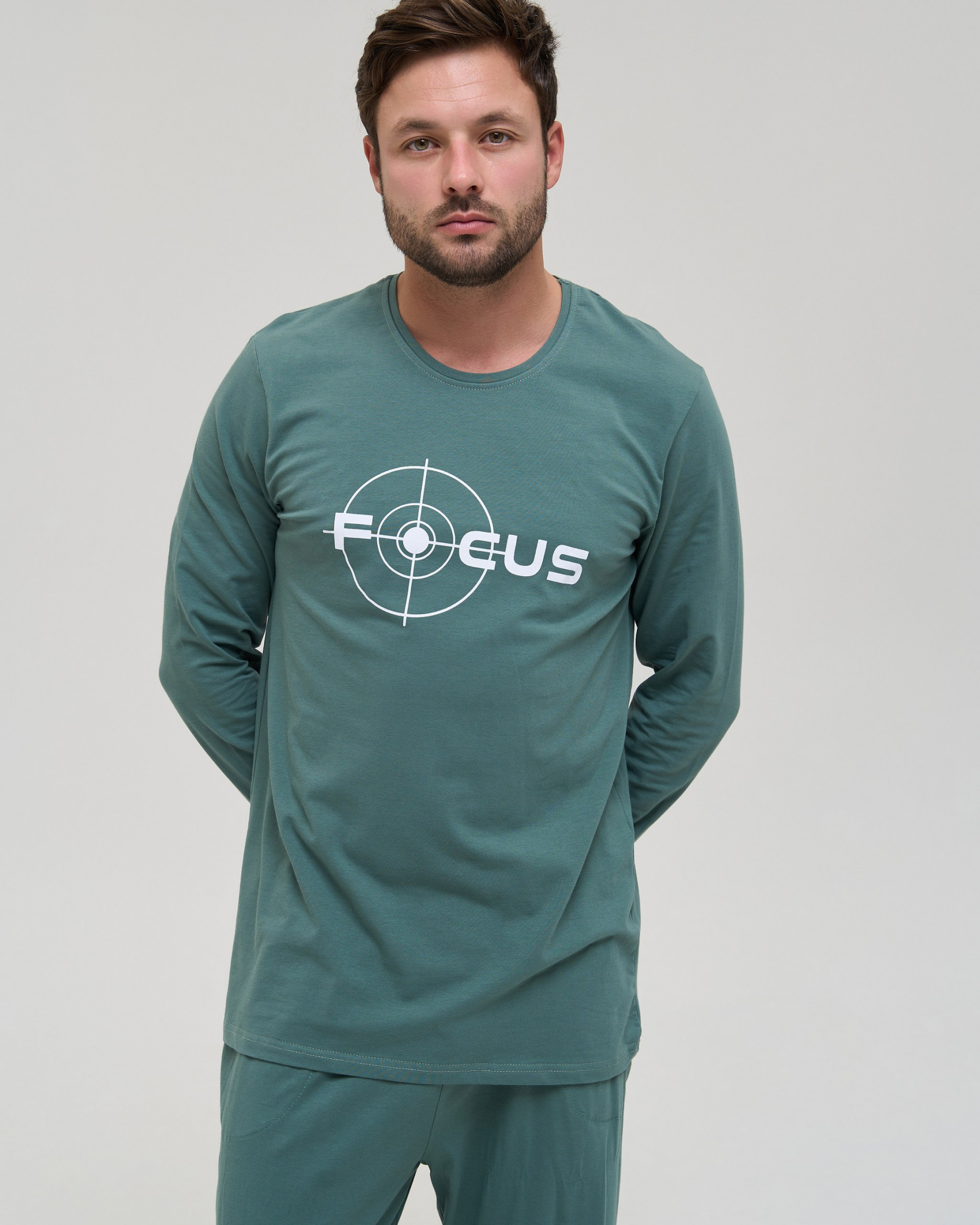 Чоловічий комплект зі штанами - однотонний Focus