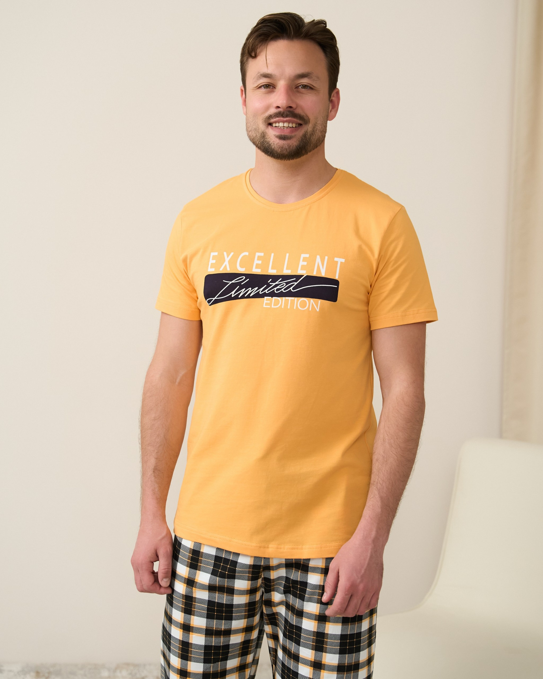 Чоловічий комплект з шортами у клітинку - Excellent