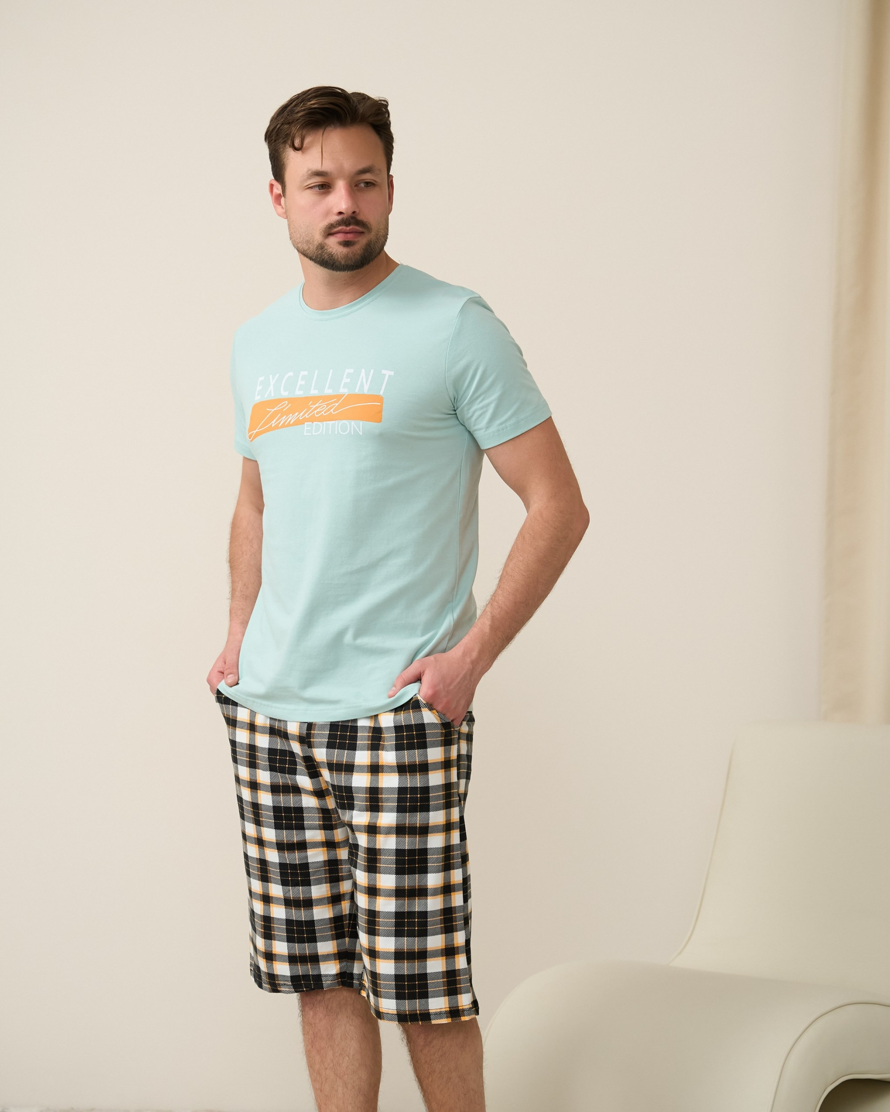 Чоловічий комплект з шортами у клітинку - Excellent