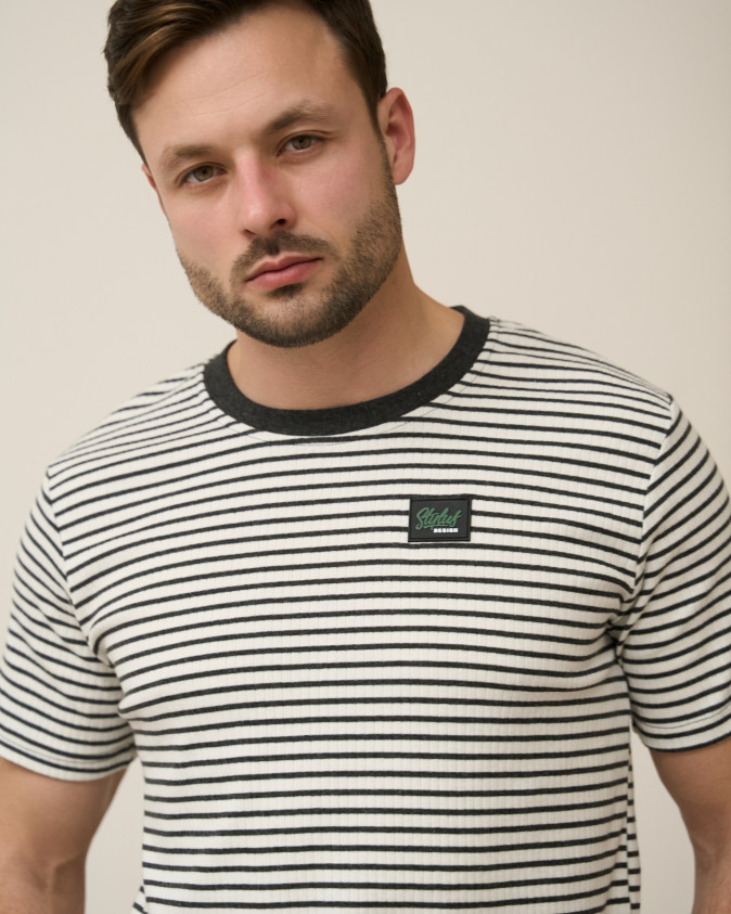 Чоловічий комплект футболка зі смужками та штани - в рубчик