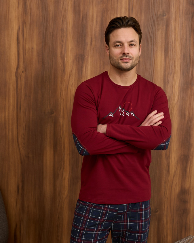 Чоловічий комплект зі штанами у клітинку