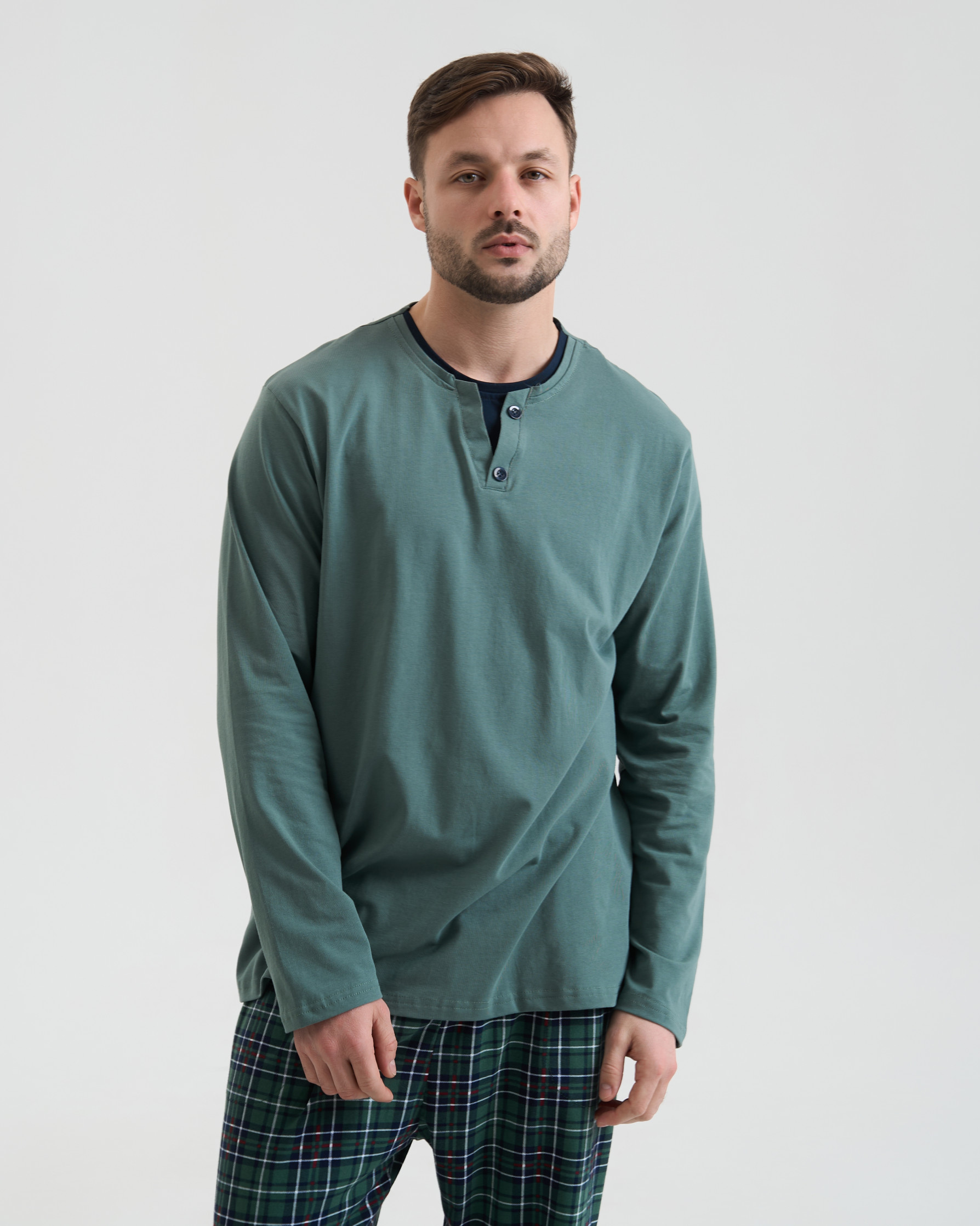 Мужской комплект со штанами в клетку Plus Size - хаки