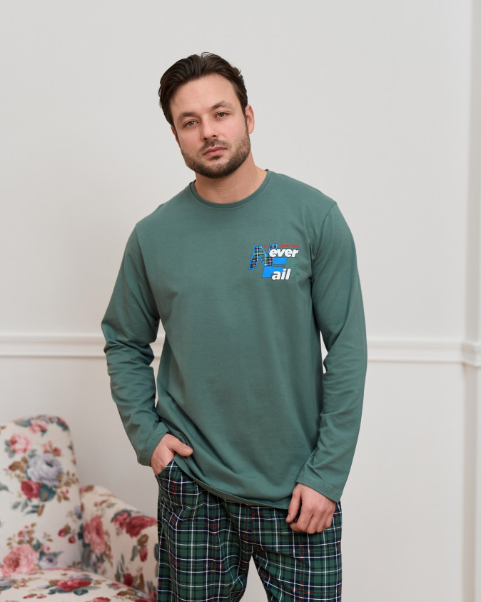 Чоловічий комплект зі штанами в клітинку Plus Size - Never Fail