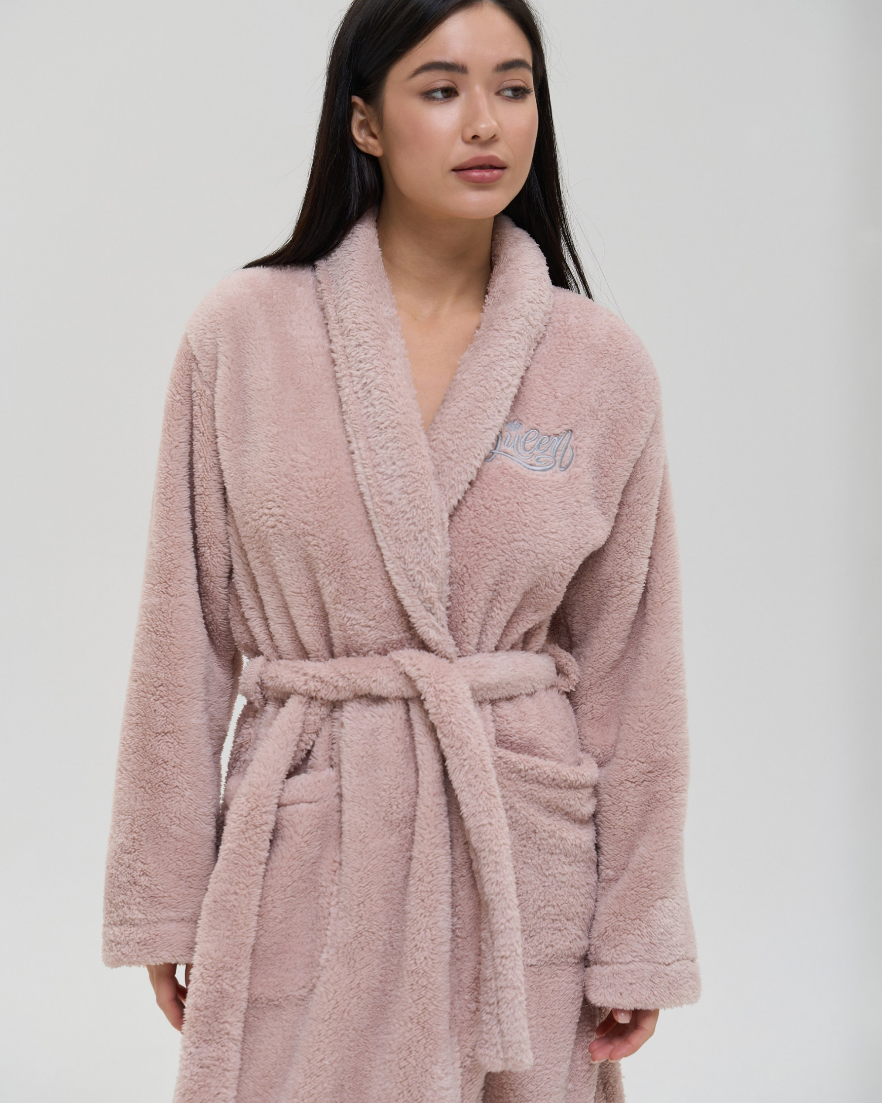 Теплый однотонный женский халат Queen - Велюрсофт