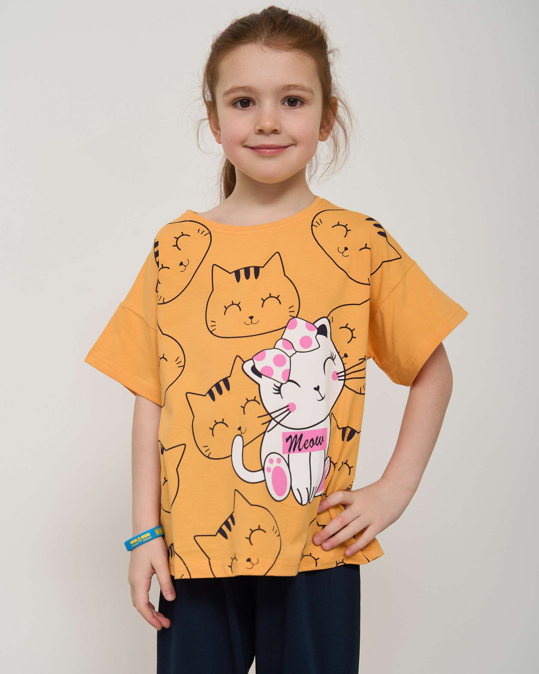 Підлітковий комплект з капрі на дівчинку - Котики