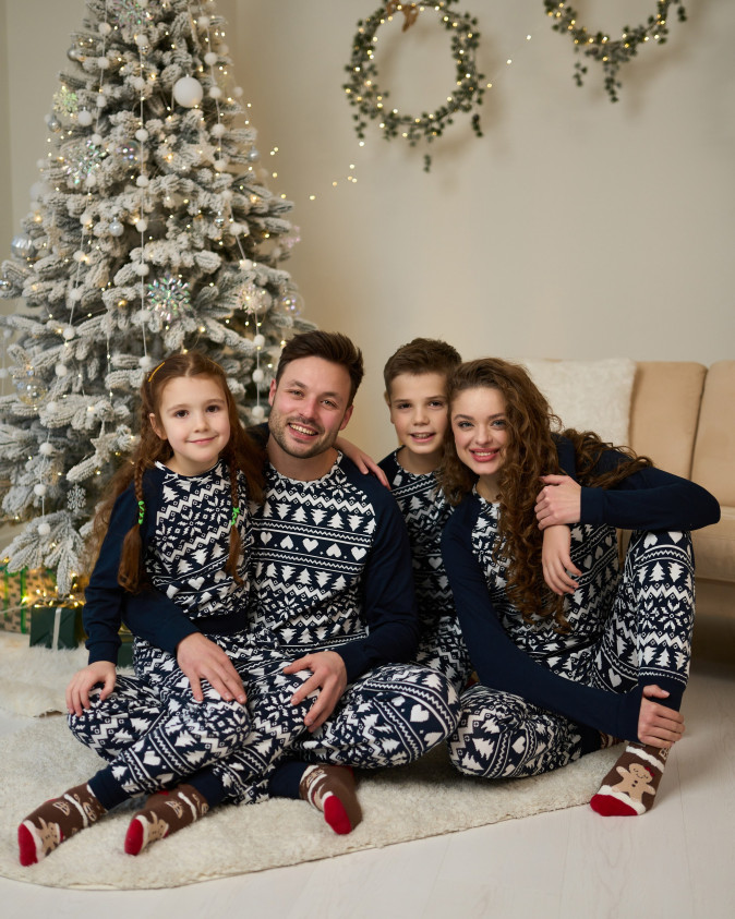 Піжама на дівчинку-підлітка зі штанами - Новорічний орнамент - Family look для родини