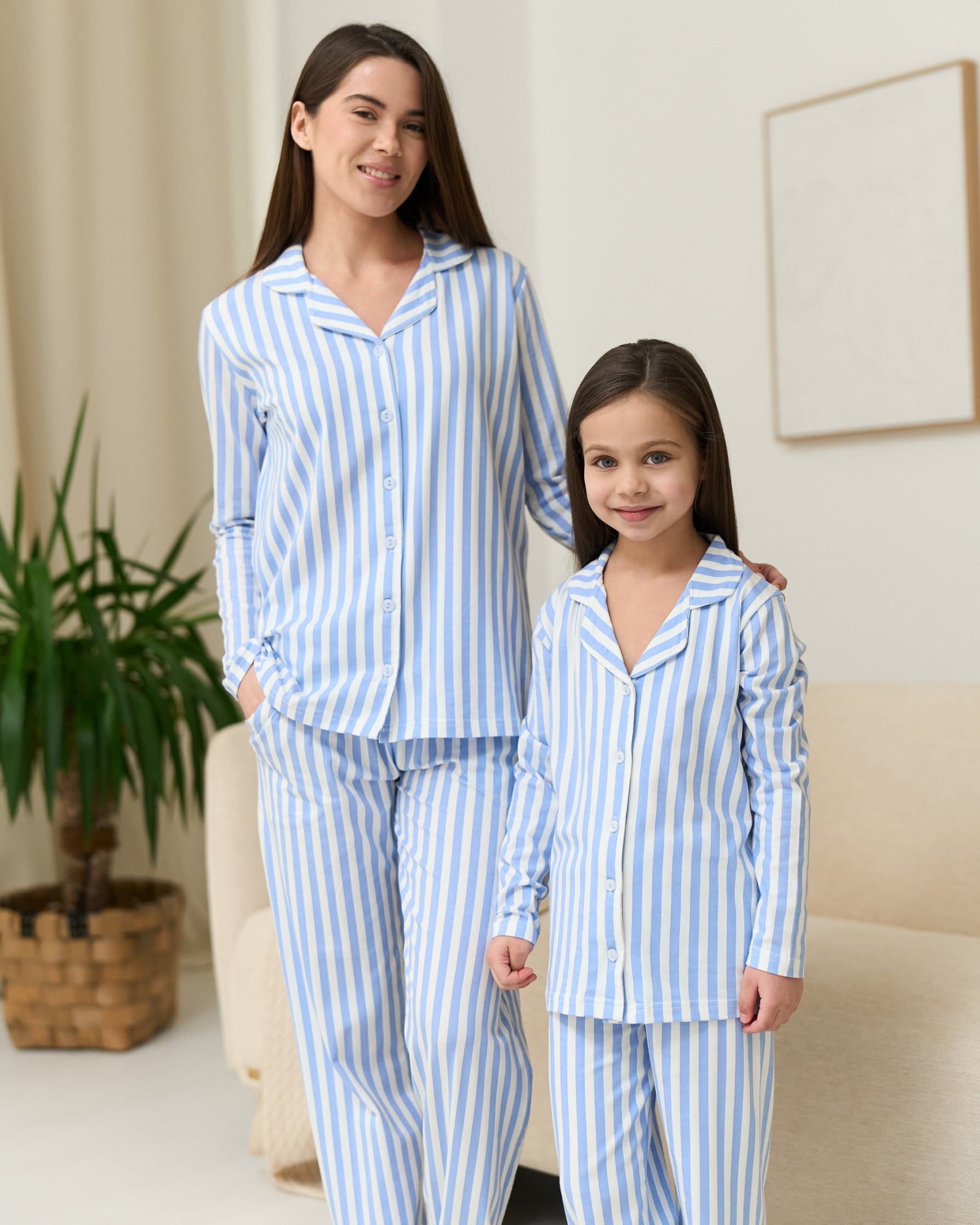 Підліткова піжама на дівчинку на ґудзиках - Смужка - Family look мама/донька