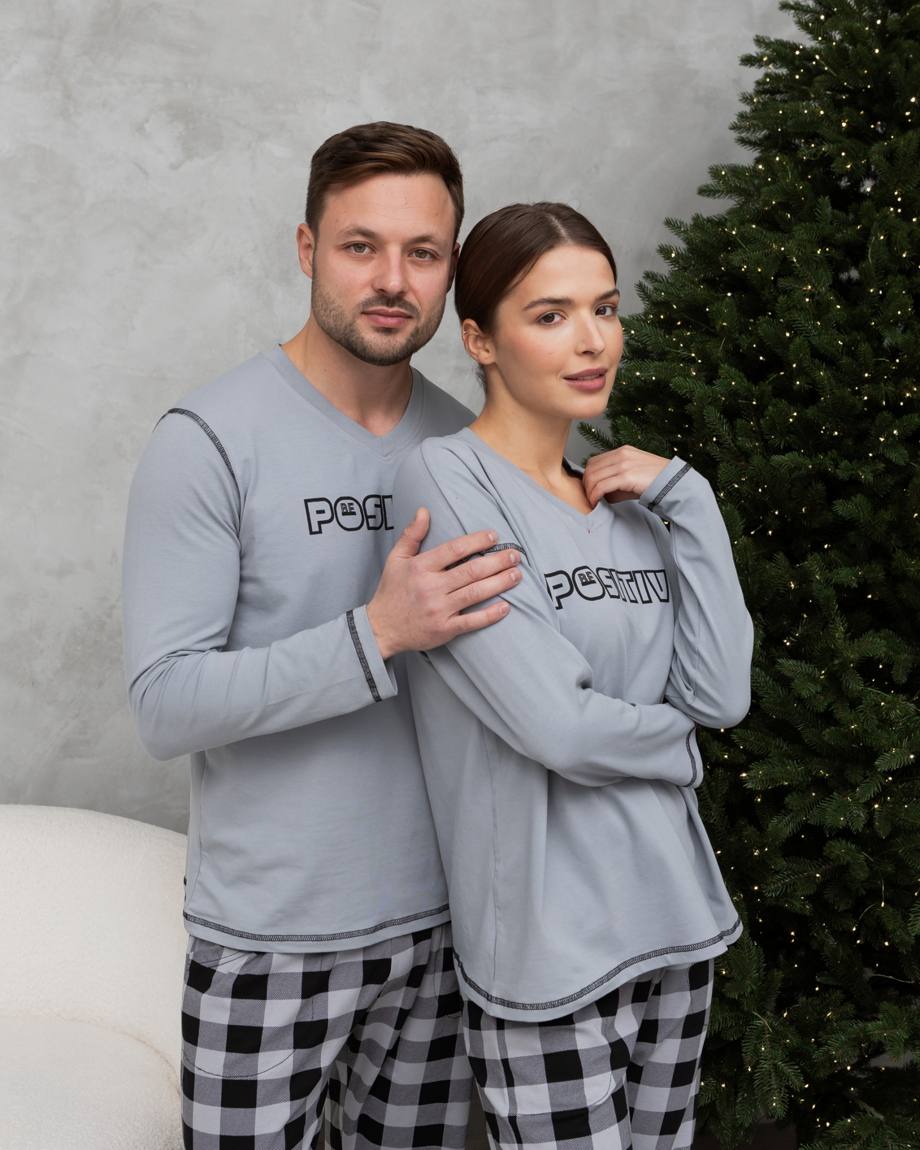 Жіноча піжама зі штанами сіра у клітинку - Позитив - Family look для пари