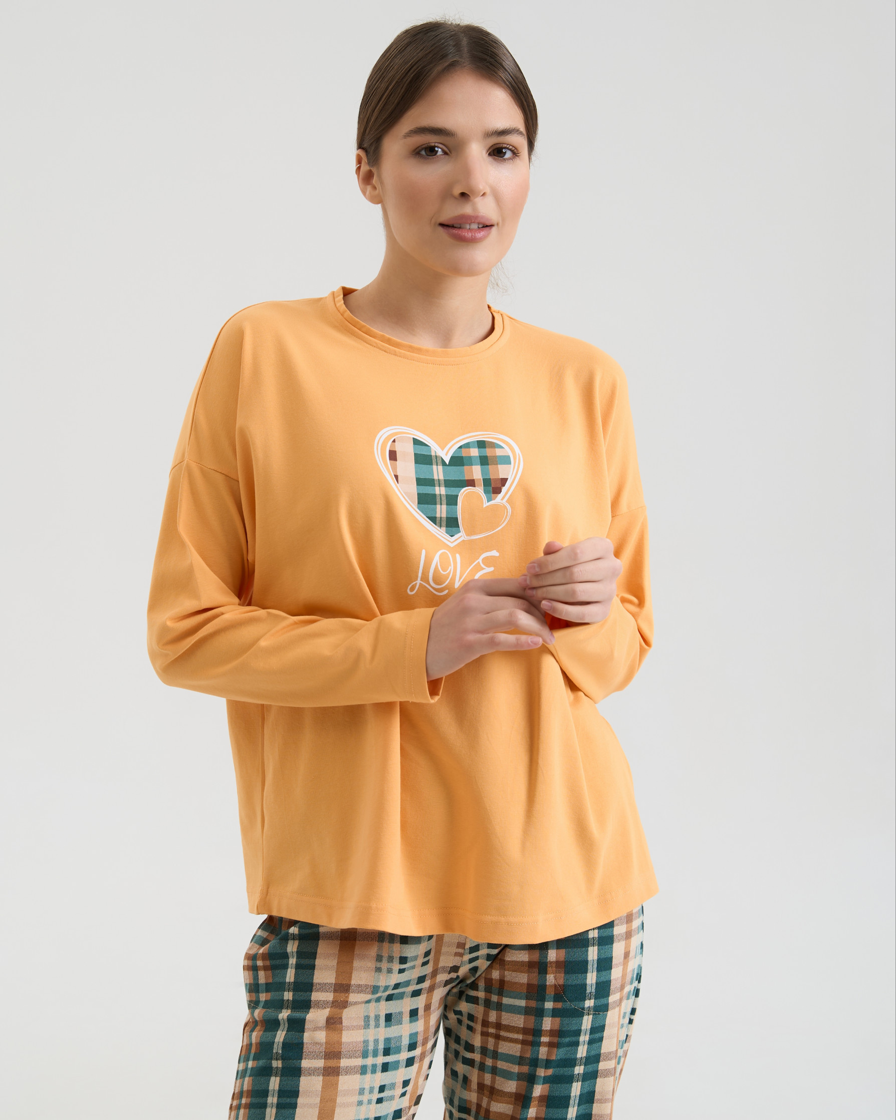 Жіночий комплект зі штанами у клітинку - Love