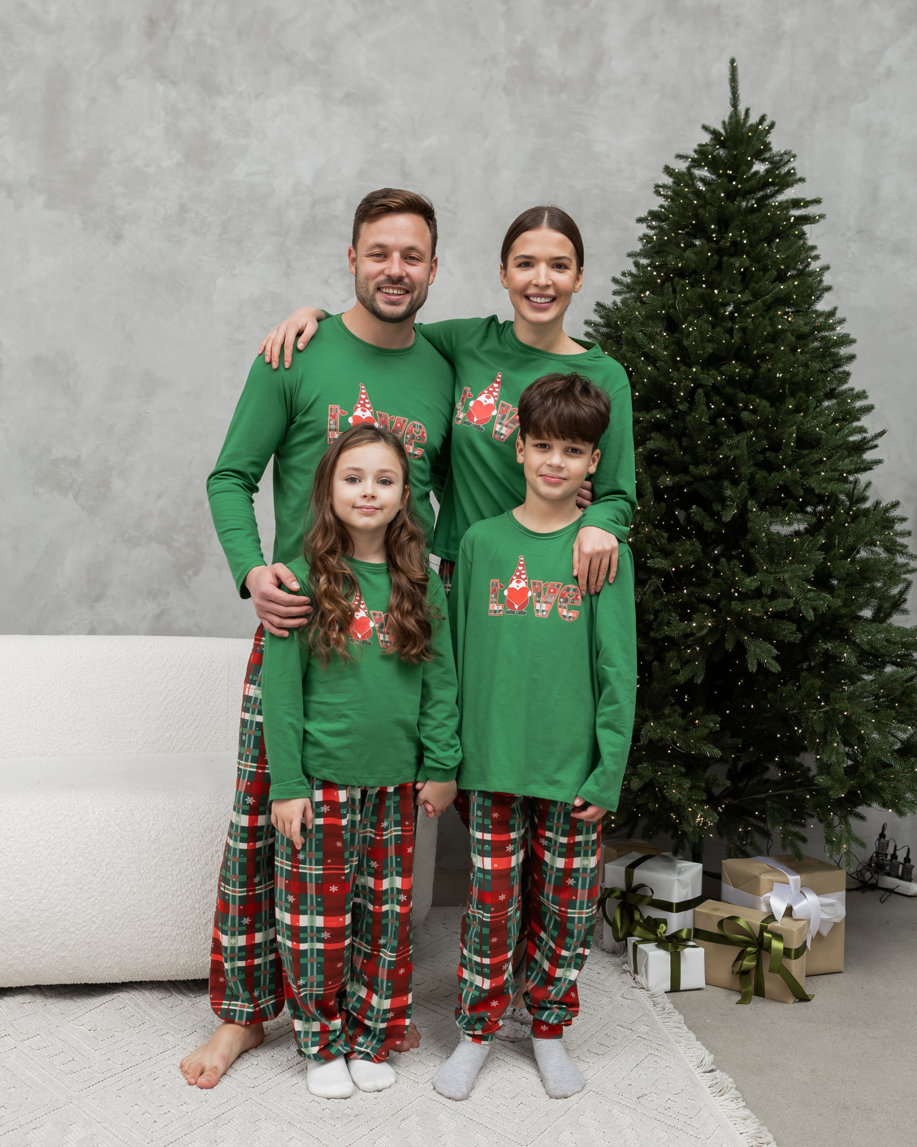 Жіноча піжама зі штанами -  Новорічна Love - Family look для родини